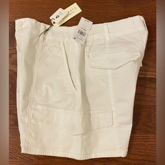 Sanctuary Standard Surplus Shorts Sz 29 White Inseam 5” 6 Pockets Sustainable
